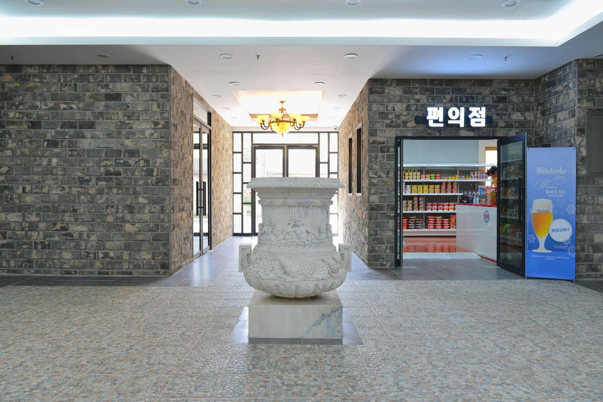 Dawn Beach Hotel Busan Exteriör bild