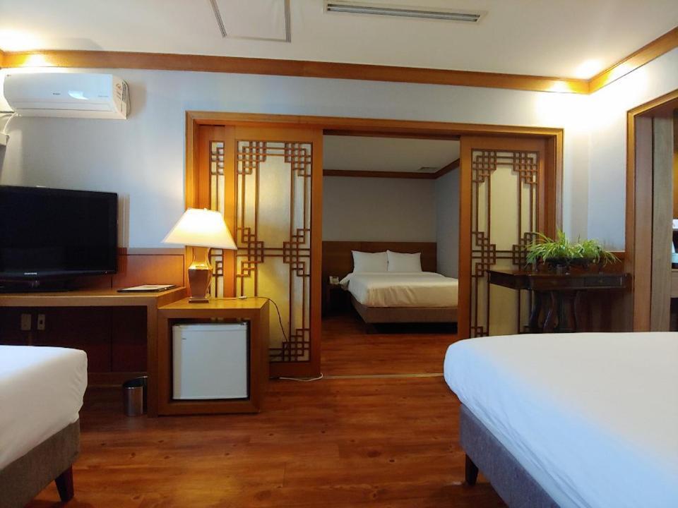 Dawn Beach Hotel Busan Exteriör bild
